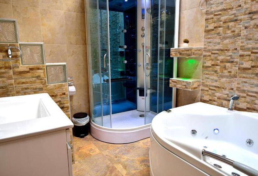 סוויטת דלוקס נוף לים, Jardín Del Duque Hotel Boutique