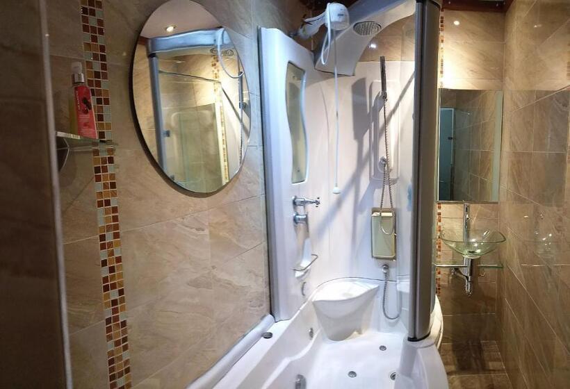 סוויטה דלוקס, Jardín Del Duque Hotel Boutique