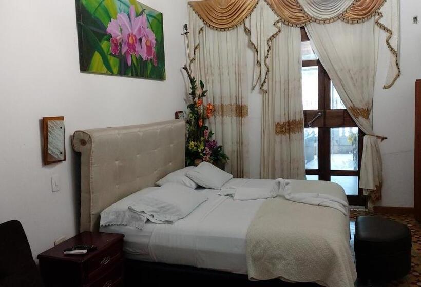 סוויטה דלוקס, Jardín Del Duque Hotel Boutique