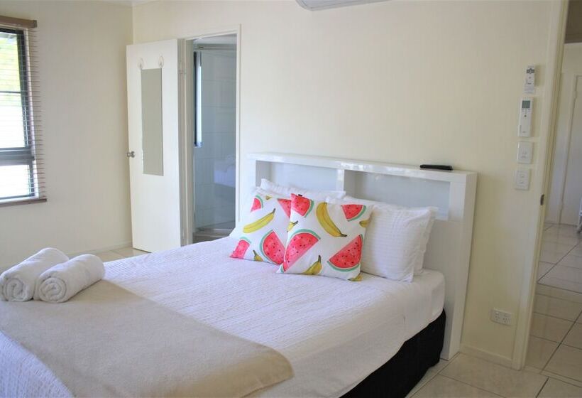 Апартаменты 3 Спальни Вид на Море, Magnetic Sunsets Resort