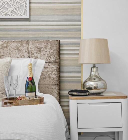 Camera Superiore Piano Terra, Kethla House