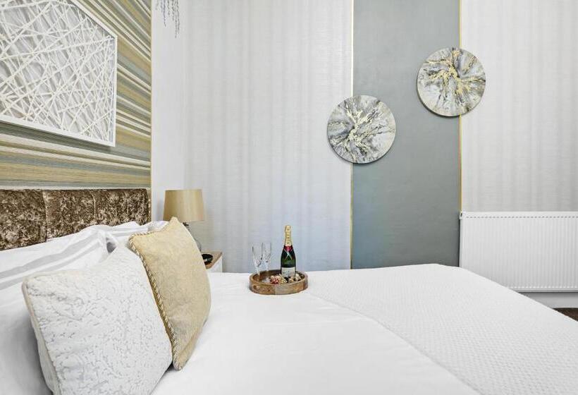 Camera Superiore Piano Terra, Kethla House