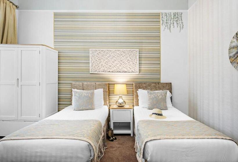 Camera Superiore Piano Terra, Kethla House