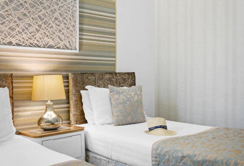 Camera Superiore Piano Terra, Kethla House