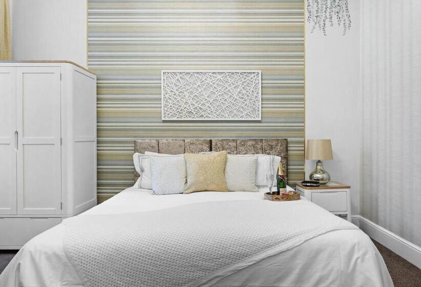 Camera Superiore Piano Terra, Kethla House