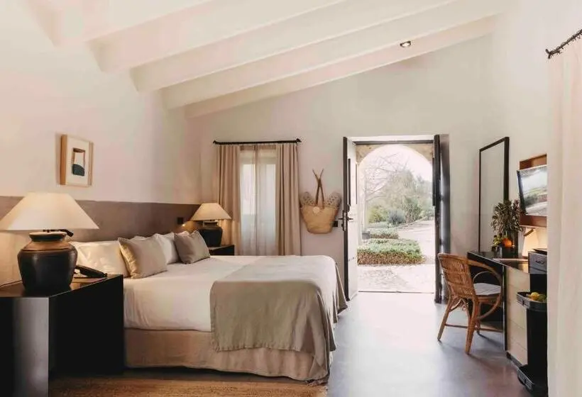キングサイズベッドのデラックスルーム, Finca Serena Mallorca, Small Luxury Hotels