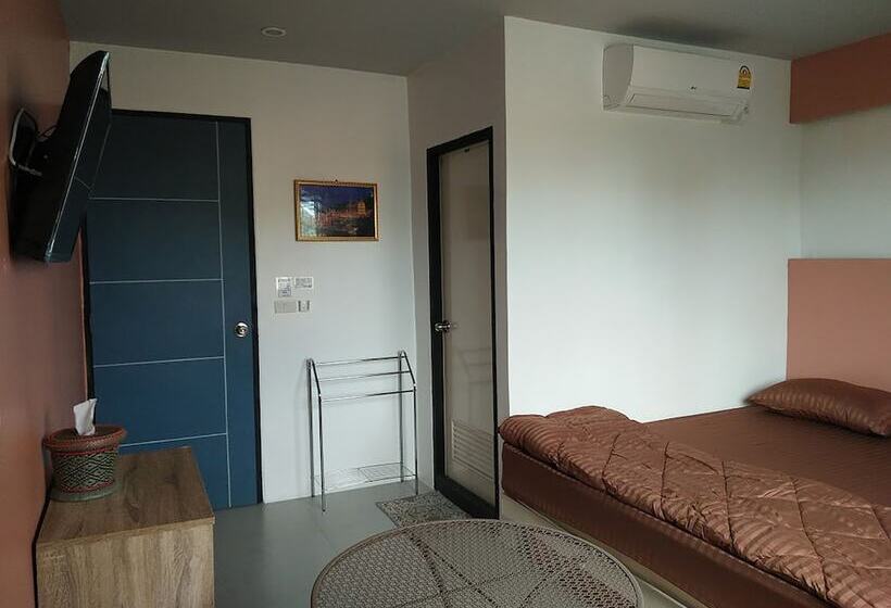 수피리어 룸 도시 전망, In Phuket House