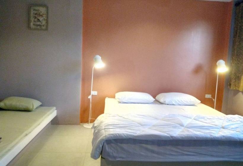 스탠다드 트리플 룸 가든 전망, In Phuket House