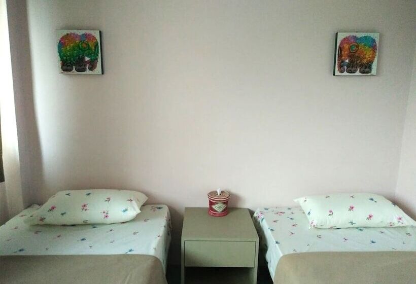 디럭스 룸 도시 전망, In Phuket House