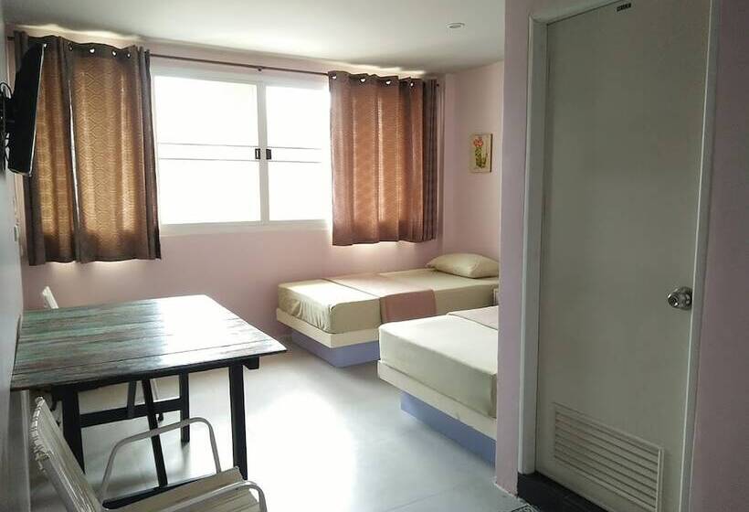 디럭스 룸 도시 전망, In Phuket House