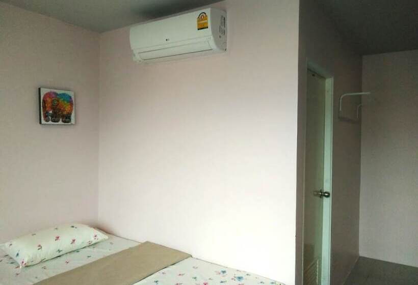 디럭스 룸 도시 전망, In Phuket House