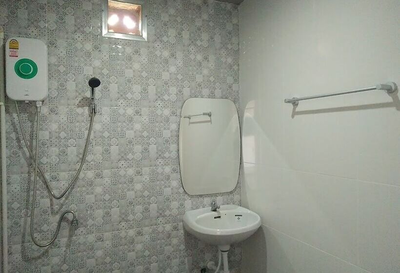 디럭스 룸 도시 전망, In Phuket House