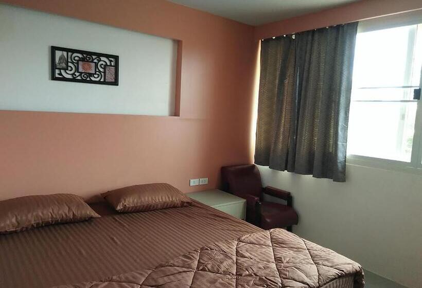 수피리어 룸 도시 전망, In Phuket House