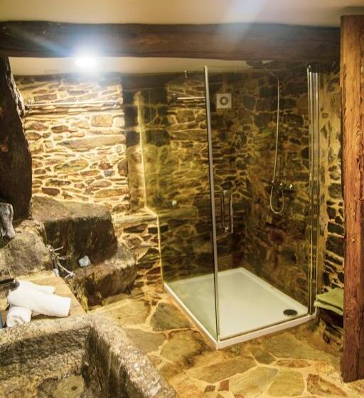 חדר משפחתי, Cabo Do Mundo Casa Rural