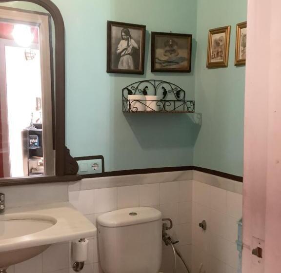 اتاق سوپریور سه تخته, Hostal Casa Del Buen Viaje