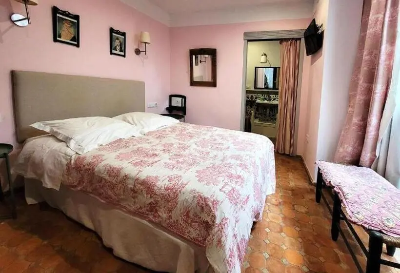 اتاق استاندارد یک نفره, Hostal Casa Del Buen Viaje