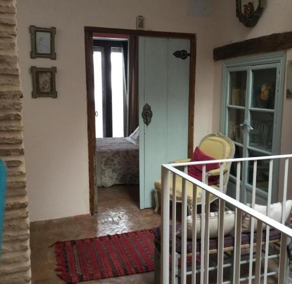 اتاق استاندارد, Hostal Casa Del Buen Viaje