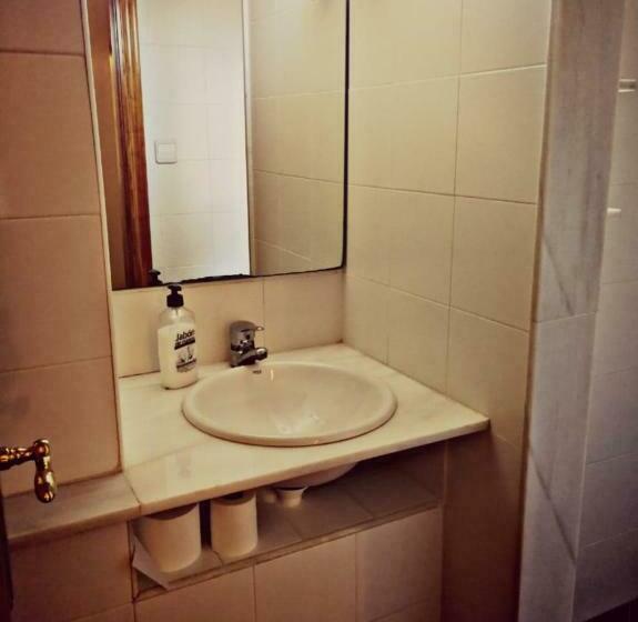 Семейные Апартаменты, Hospedium Hotel Venta Sant Jordi
