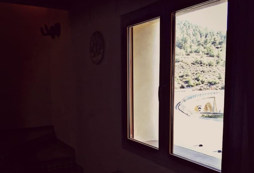 标准间带山景, Hospedium Hotel Venta Sant Jordi