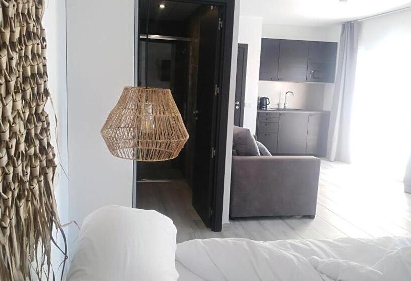 Студио Стандарт с Террасой, Boutique X Pueblo, Benalmádena