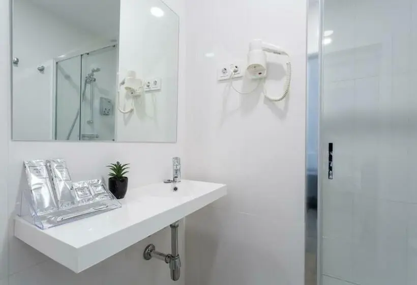 اتاق لوکس, La Puerta De Palacio  Adults Only