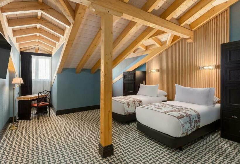 Deluxe-huone, Room Mate Alba