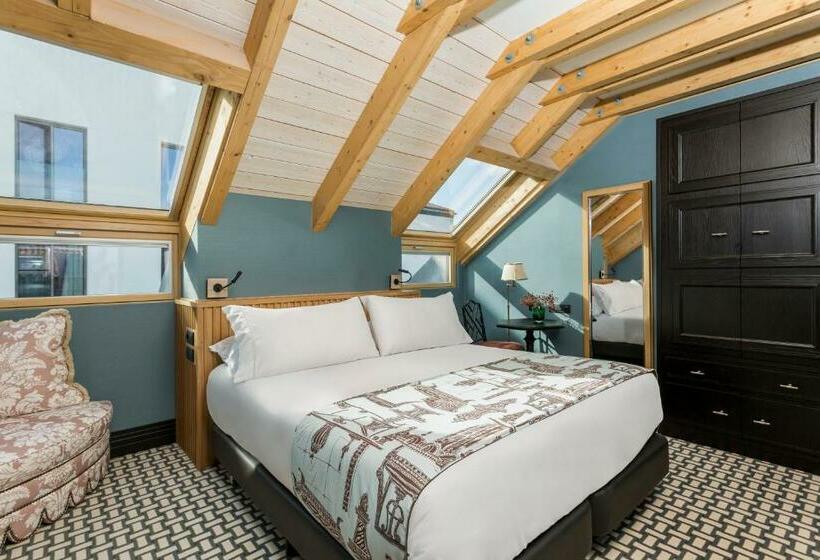 اتاق لوکس, Room Mate Alba