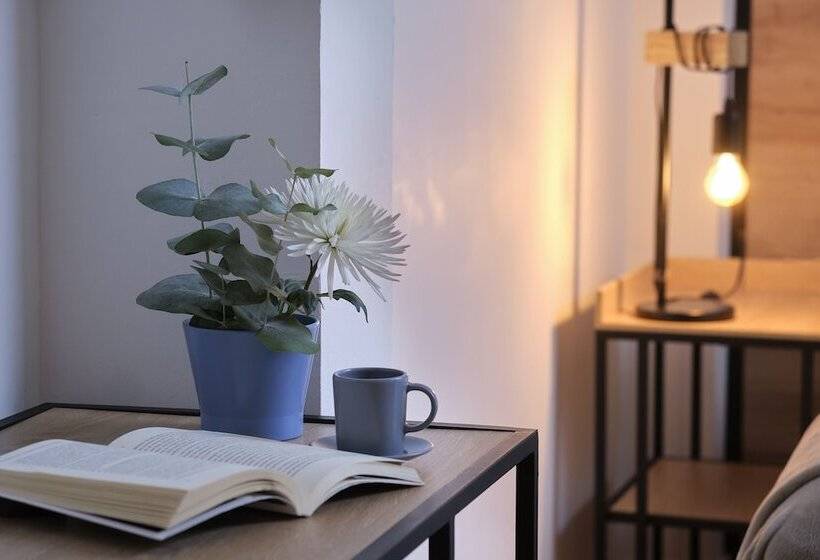 Standaardkamer aan de Binnenplaats, Sweet Sevilla Suites