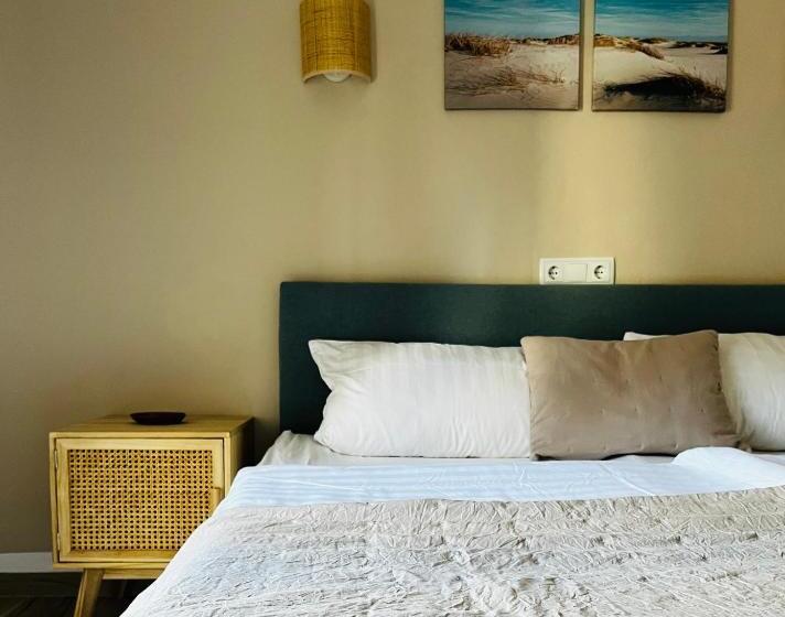 Comfort room with balcony, Casa Ceiba Maria