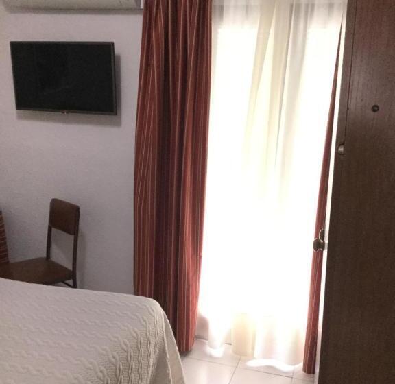 اتاق استاندارد با سرویس بهداشتی مشترک, Pension Zurita