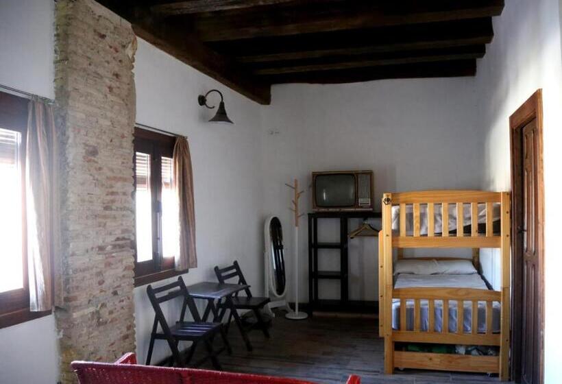 اتاق لوکس با چشم‌انداز, La Casona De La Luz
