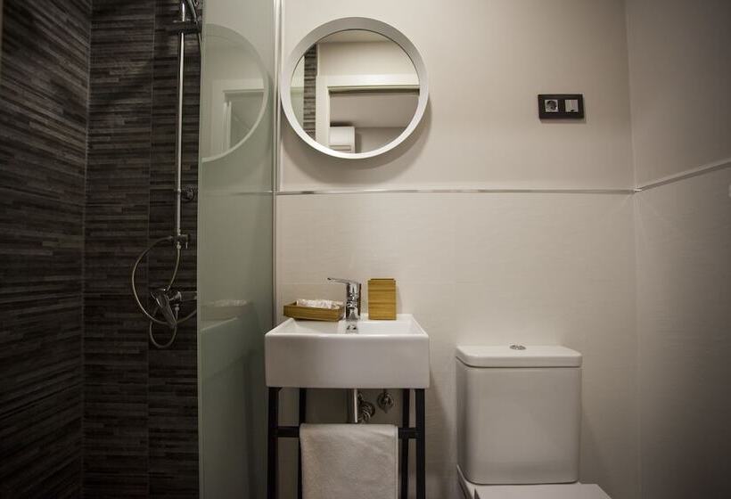 اتاق اکونومی, Cc Atocha