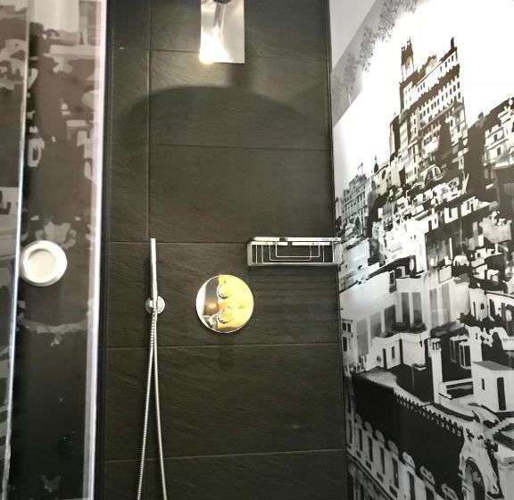 Номер Стандарт, Hostal El Padrino