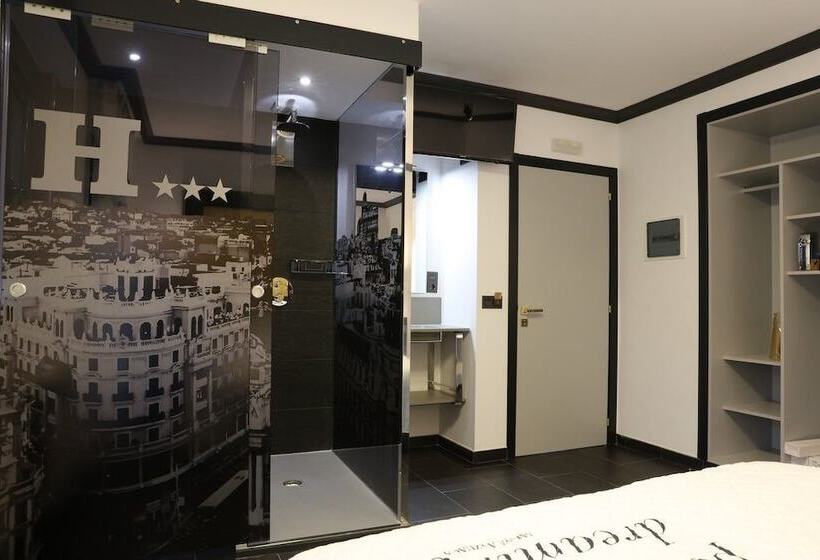 Номер Стандарт, Hostal El Padrino