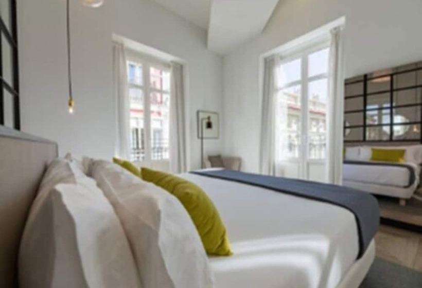 جناح بريميوم, Myr Marqués House