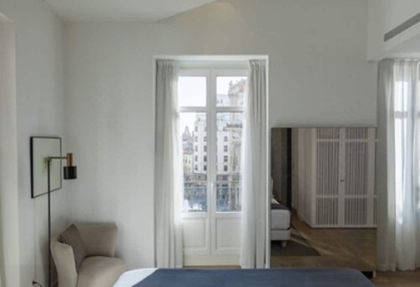 جناح بريميوم, Myr Marqués House