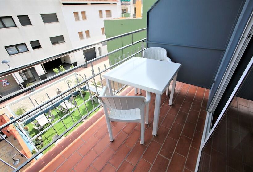 Семейный Номер, Hostel Costa Brava