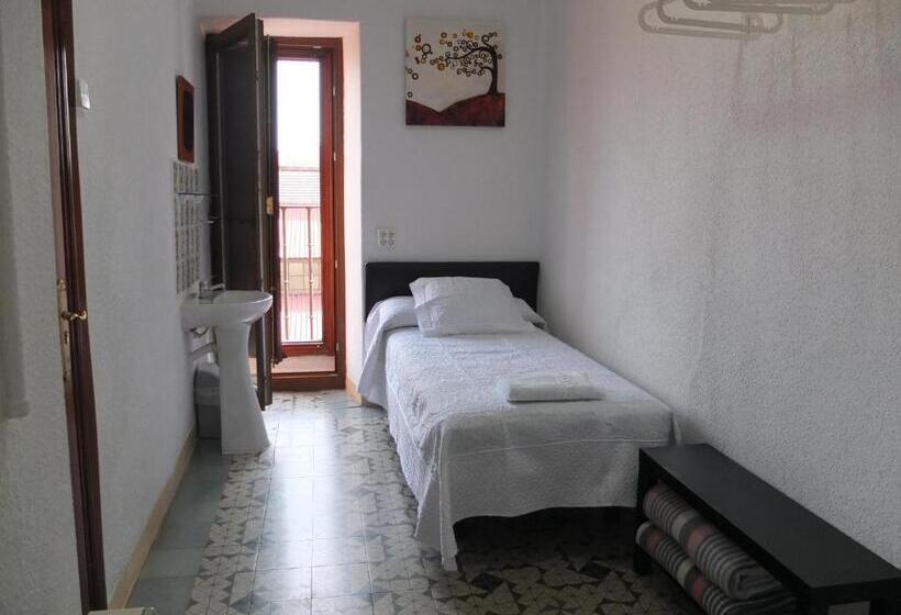 غرفة قياسية حمام مشترك, Los Angeles Plaza