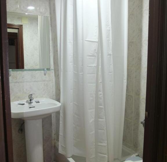 غرفة قياسية ذات إطلالة, Los Angeles Plaza