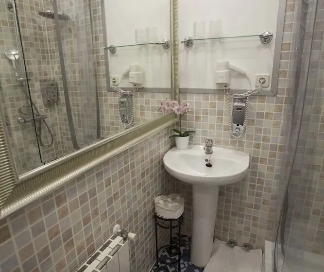 سوییت سوپریور, Hostal Casa Boutique