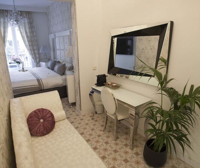 سوییت سوپریور, Hostal Casa Boutique