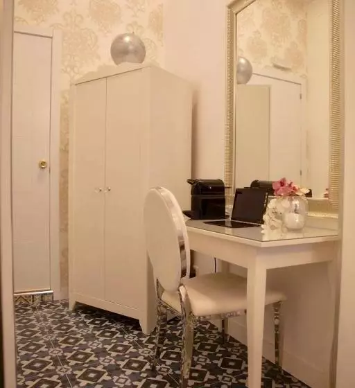 سوئیت با تخت بزرگ, Hostal Casa Boutique