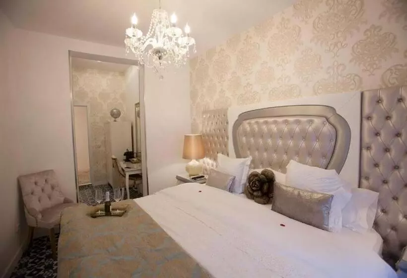 سوئیت با تخت بزرگ, Hostal Casa Boutique