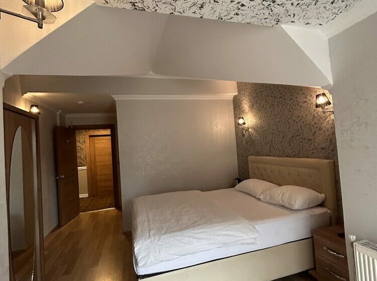 スタンダードルーム, Akpinar