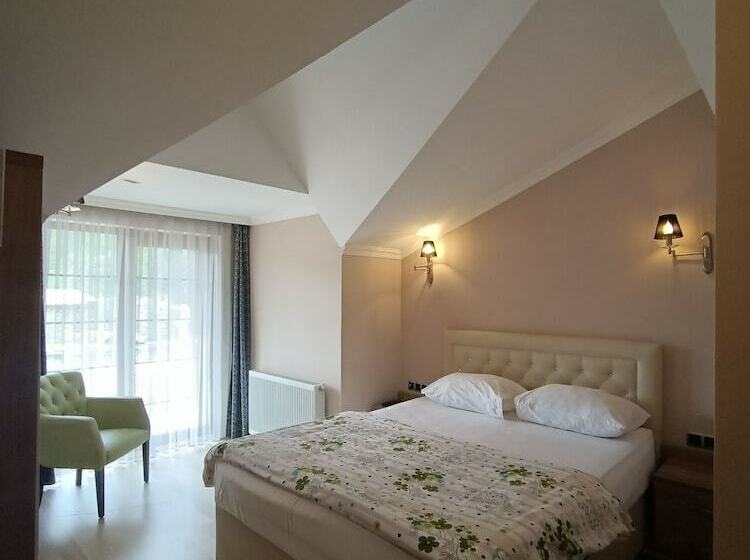 スタンダードルーム, Akpinar