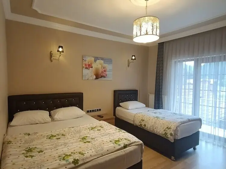 Standard Kolmen Hengen Huone, Akpinar