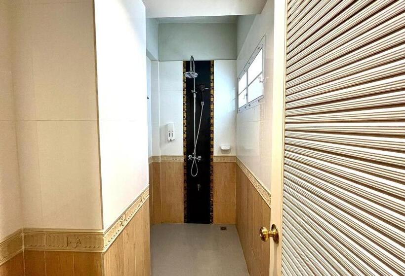 带大床的豪华间, Phuhunsa Boutique