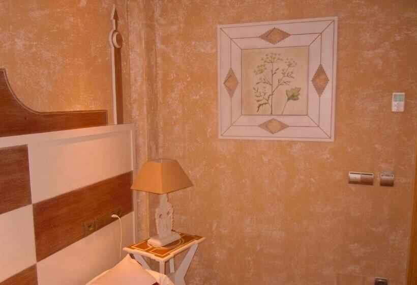 스파 이용가능한 스탠다드 룸, Posada La Torre De Los Isla & Spa