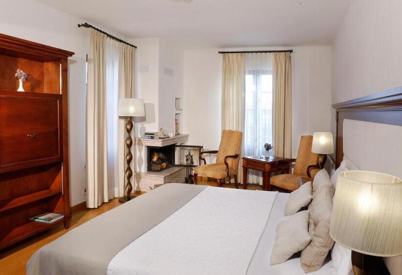 デラックスルーム, Yundantik Cunda Konaklari