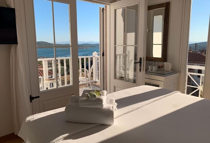 海の見えるダブルベッドスタンダードルーム, Cunda Pur Beyaz